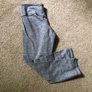 lululemon gray heather leggings cropped